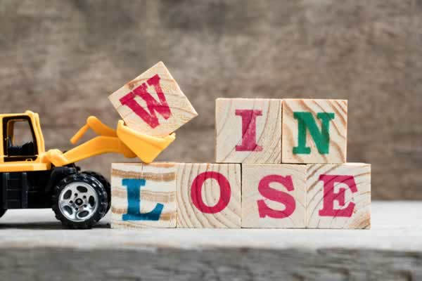 Building blocks with words win lose