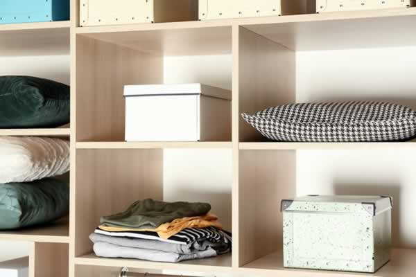 Picture of closet shelf boxes